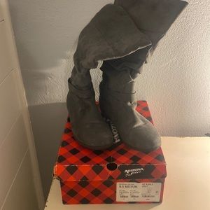 Arizona grey Suede boots